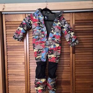 Burton boys 2L camo one piece
